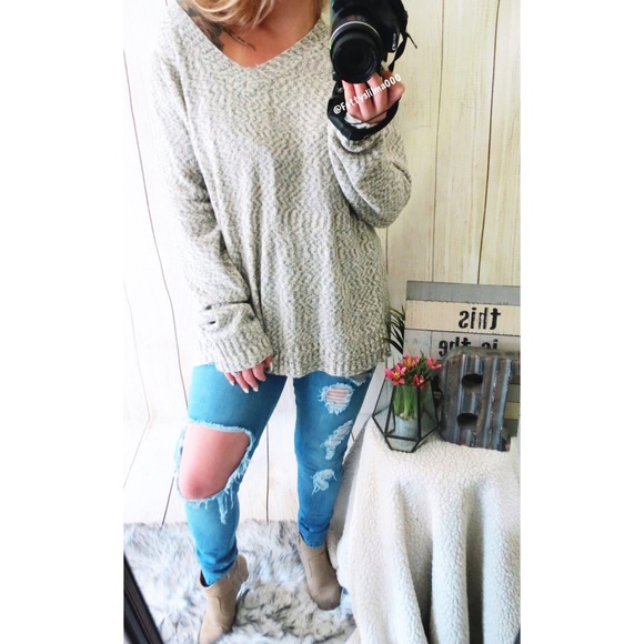 Sweaters - Live in the moment oversized plush sweater ☕️